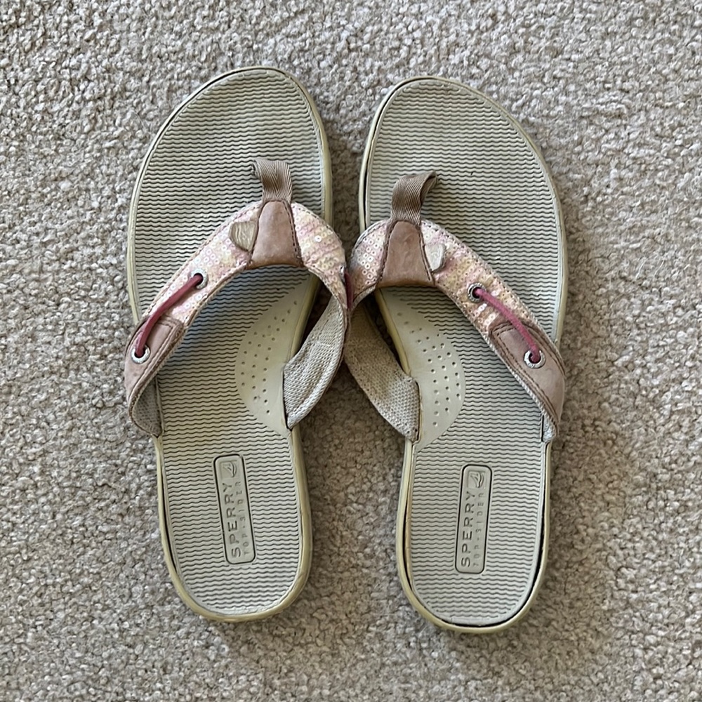 Speedy flip flops size 10